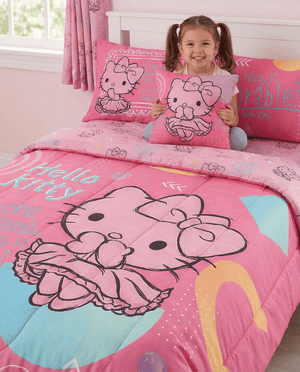 Hello Kitty 5 - piece Comforter Set - Comforter